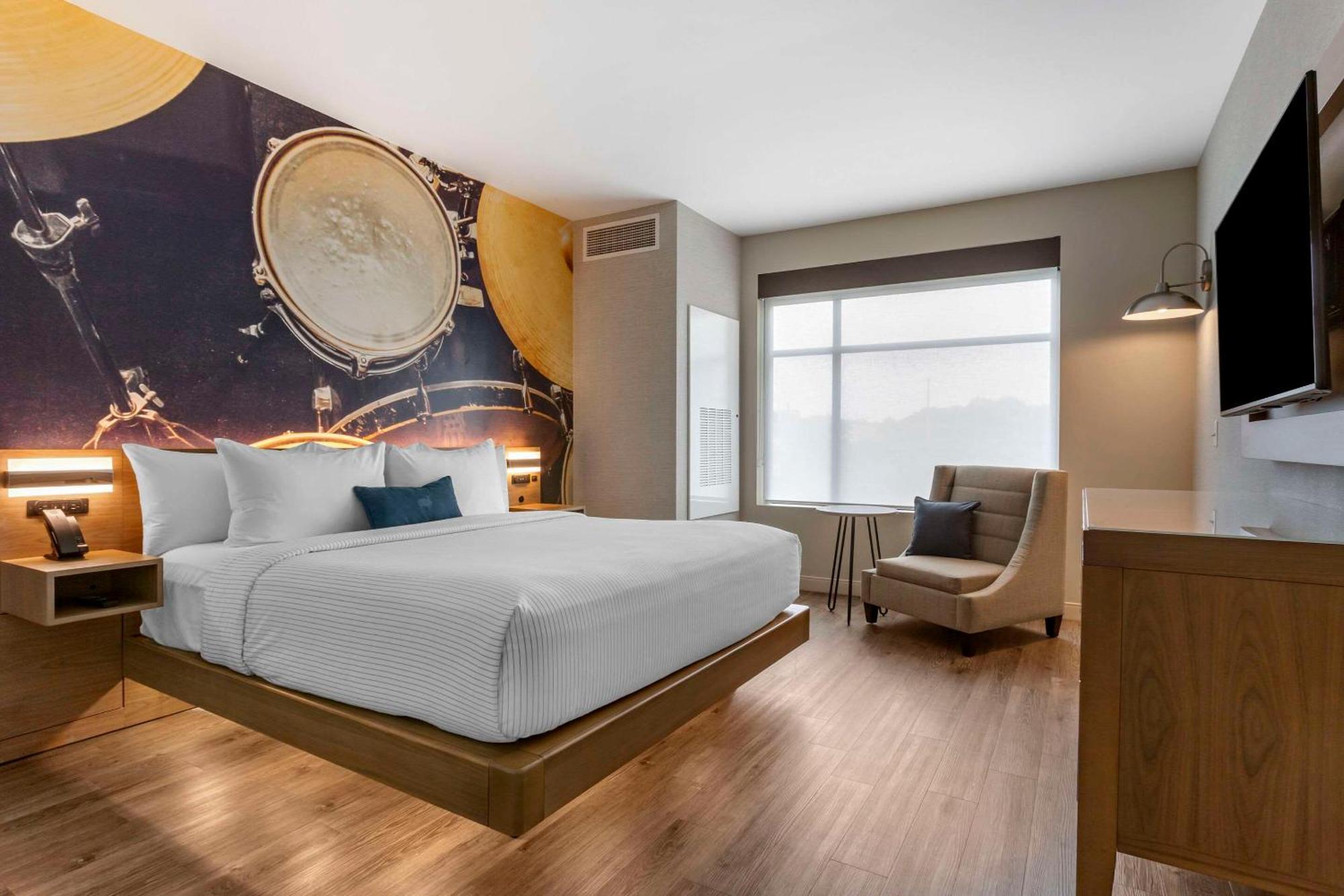 Cambria Hotel Austin Airport Экстерьер фото