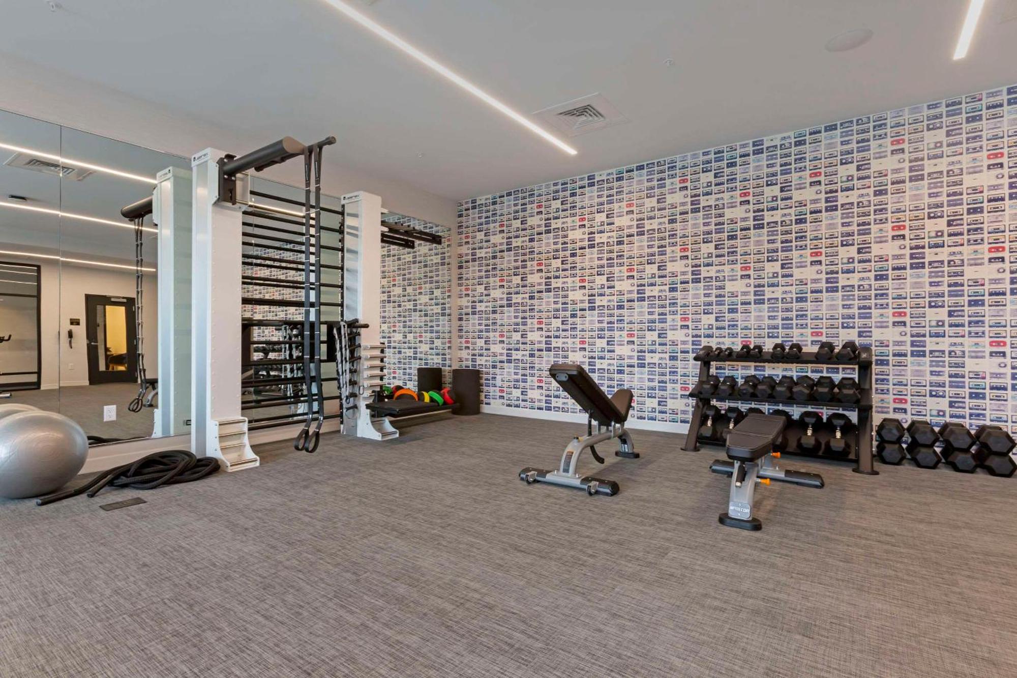 Cambria Hotel Austin Airport Экстерьер фото