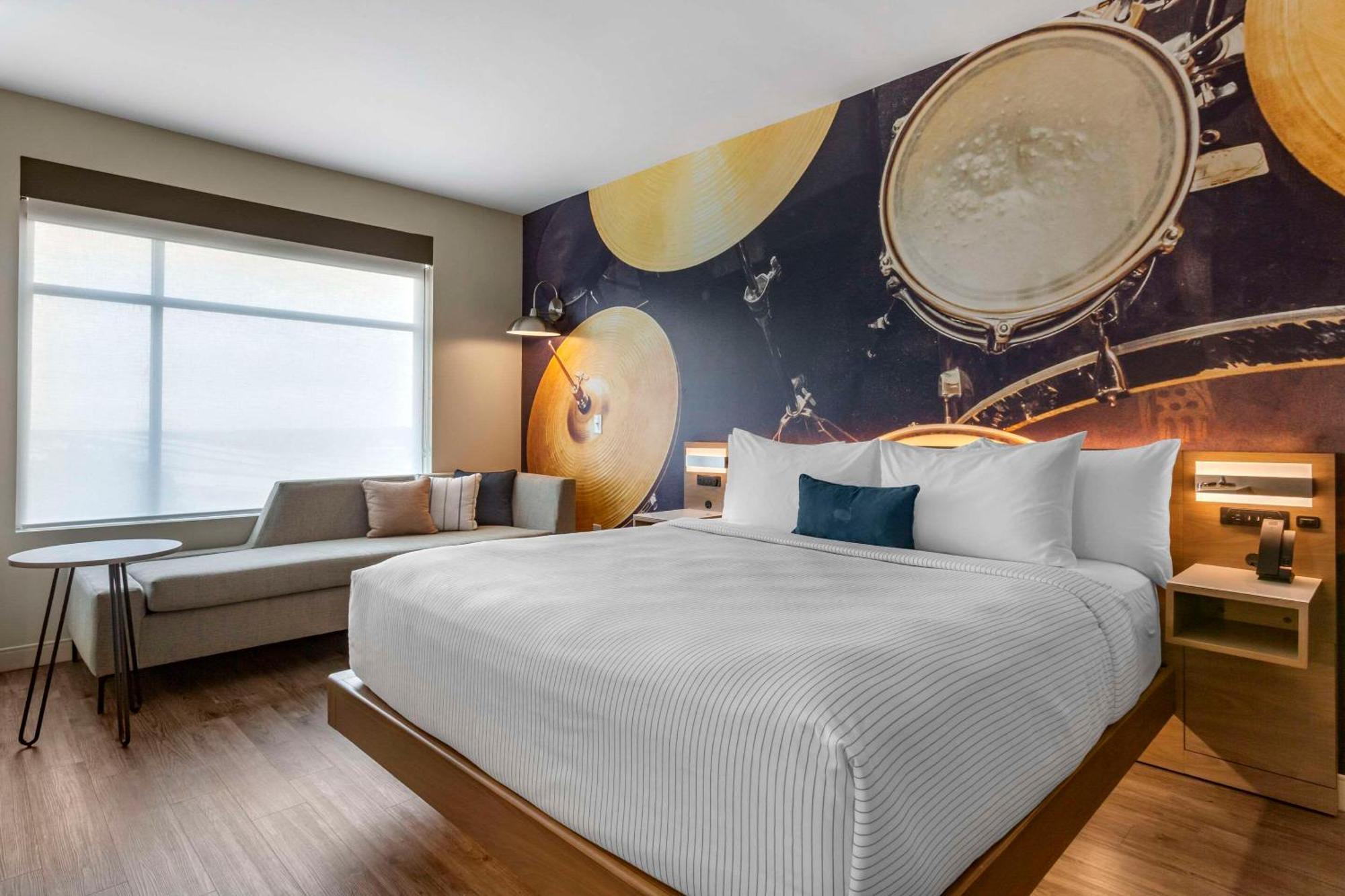 Cambria Hotel Austin Airport Экстерьер фото