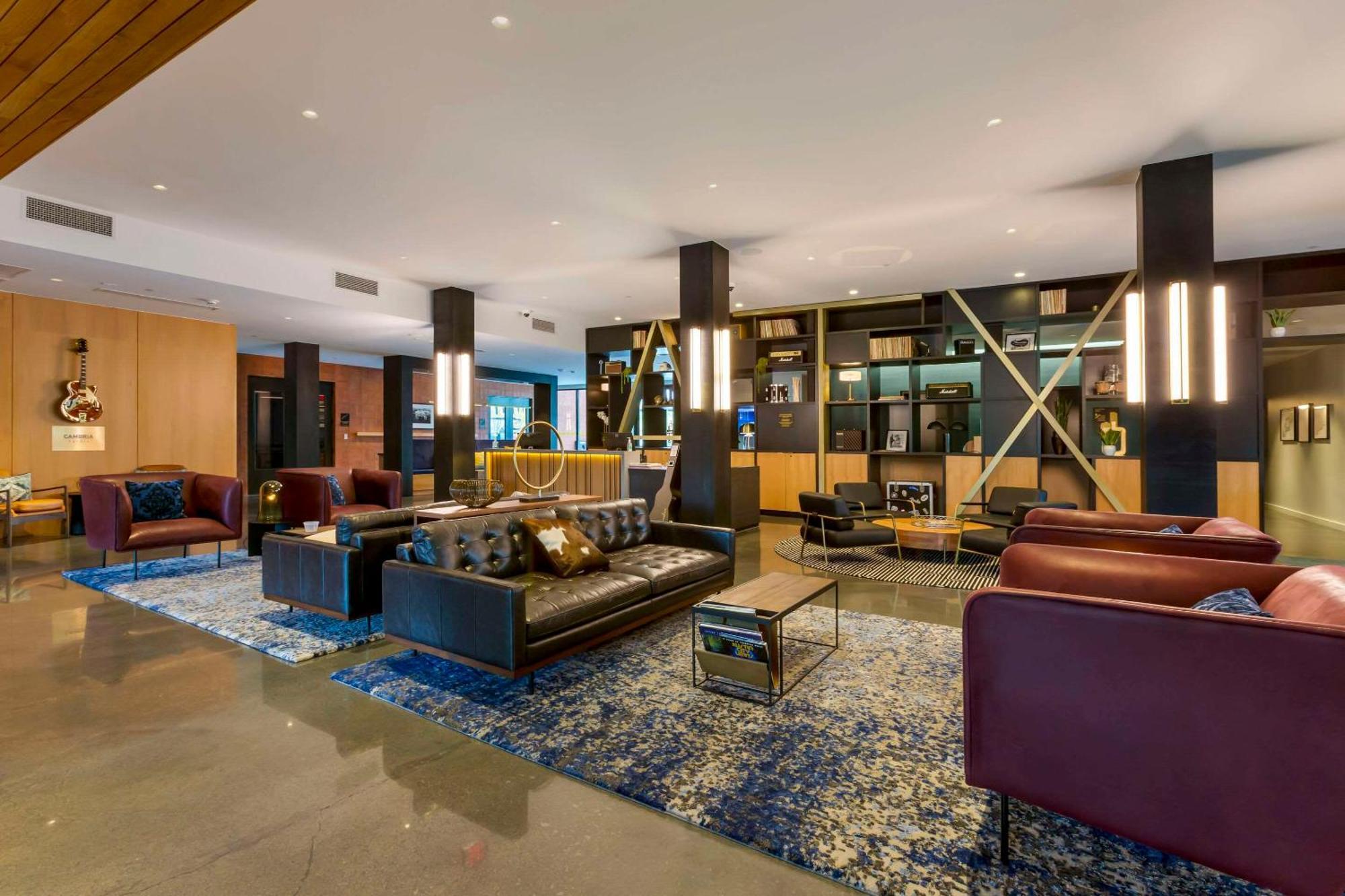 Cambria Hotel Austin Airport Экстерьер фото